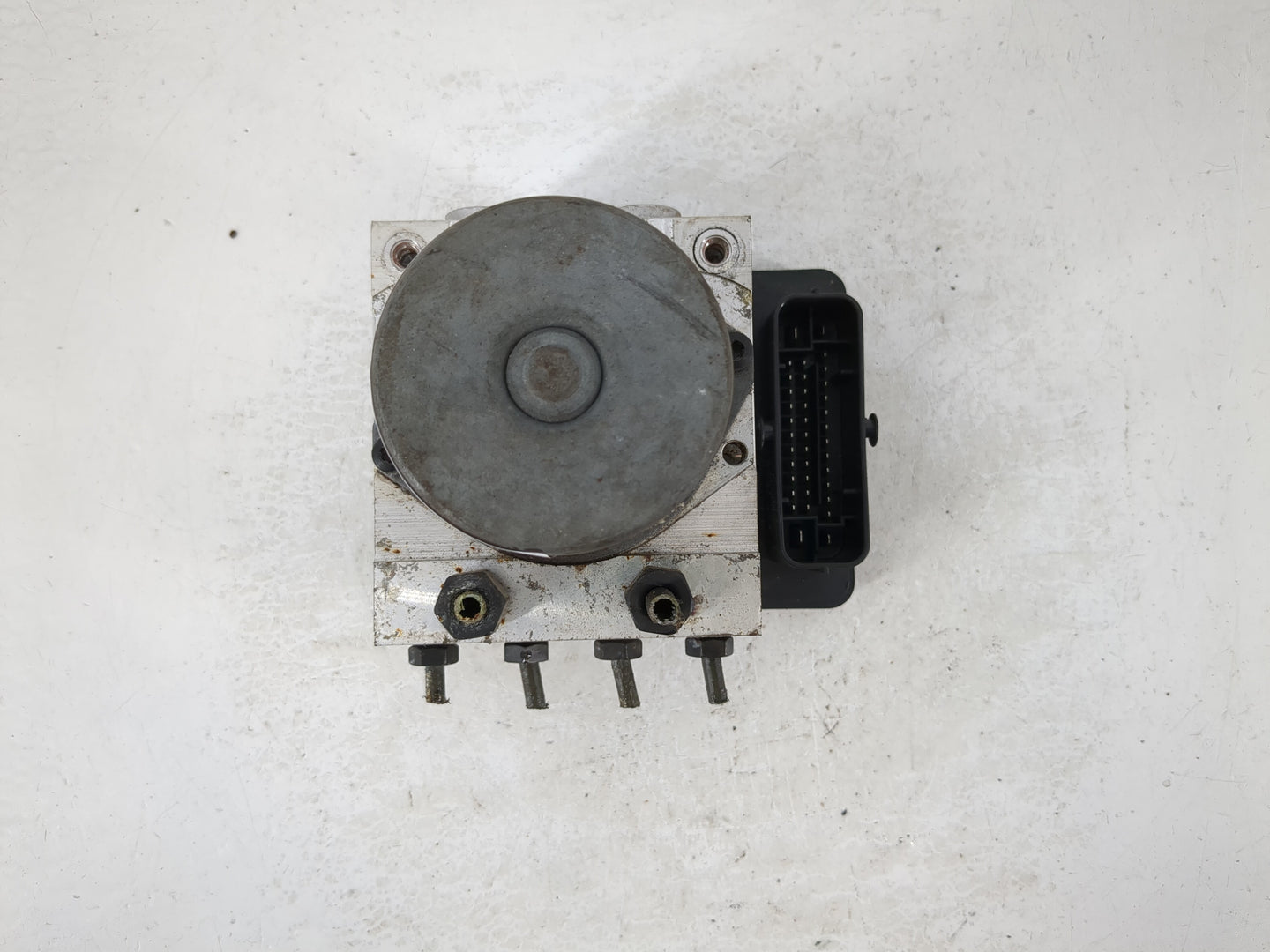 2014-2015 Kia Soul ABS Pump Control Module Replacement P/N:58920-B2506 Fits Fits 2014 2015 OEM Used Auto Parts - Oemusedautoparts1.com