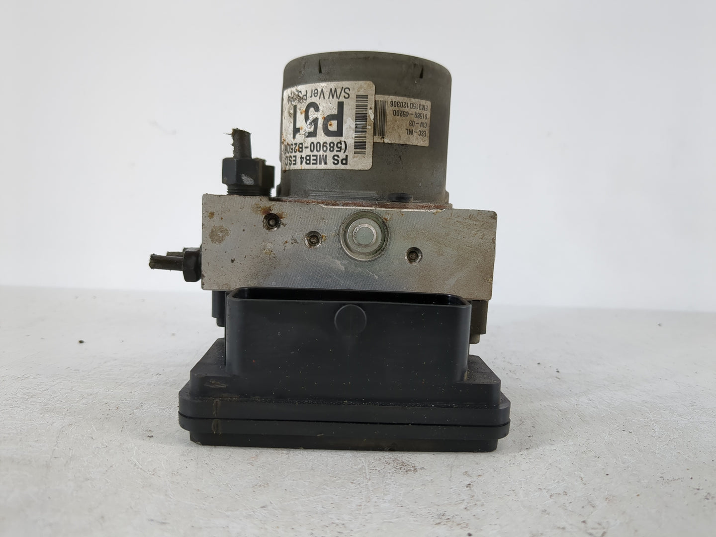 2014-2015 Kia Soul ABS Pump Control Module Replacement P/N:58920-B2506 Fits Fits 2014 2015 OEM Used Auto Parts - Oemusedautoparts1.com