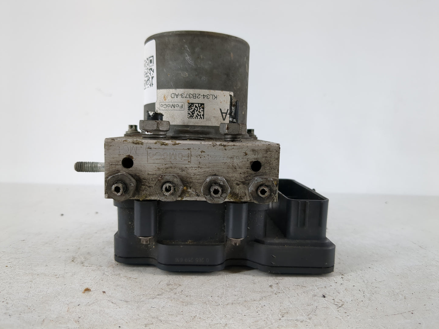 2019-2020 Ford F-150 ABS Pump Control Module Replacement P/N:KL34-2B373-AD Fits Fits 2019 2020 OEM Used Auto Parts