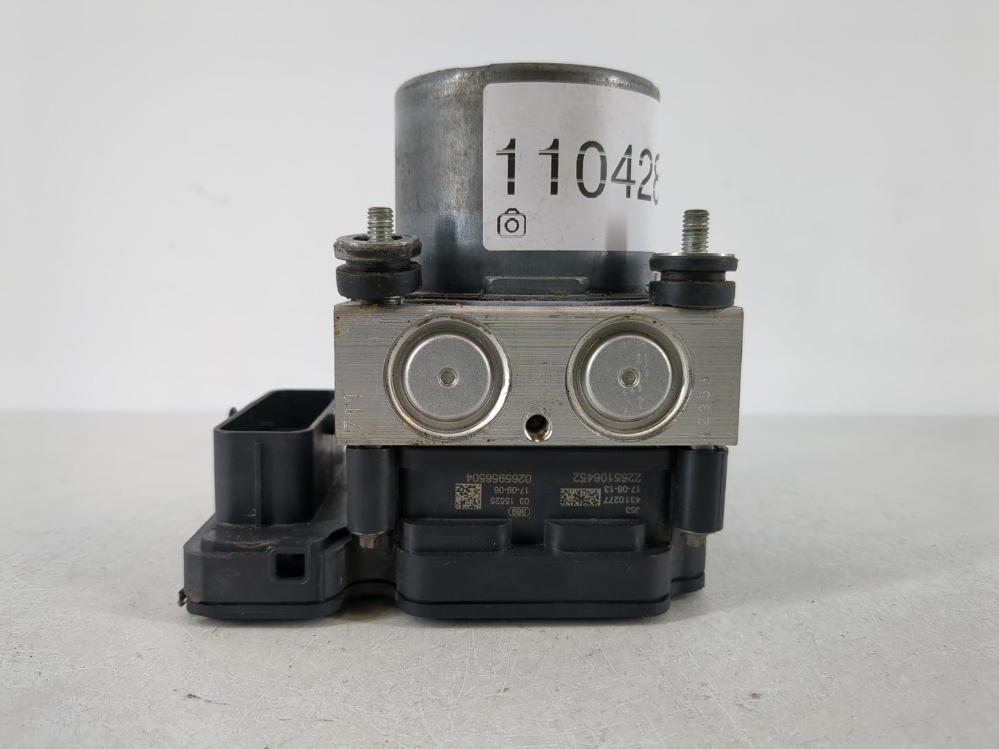 2018-2019 Toyota Camry ABS Pump Control Module Replacement P/N:44540-33660 Fits Fits 2018 2019 OEM Used Auto Parts - Oemusedautoparts1.com