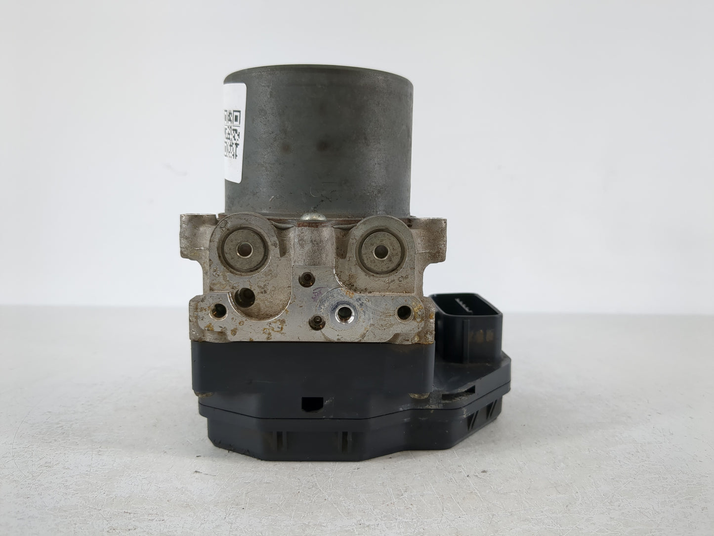 2009-2010 Mazda 6 ABS Pump Control Module Replacement P/N:133800-9360 GS4F-437A0 Fits Fits 2009 2010 OEM Used Auto Parts