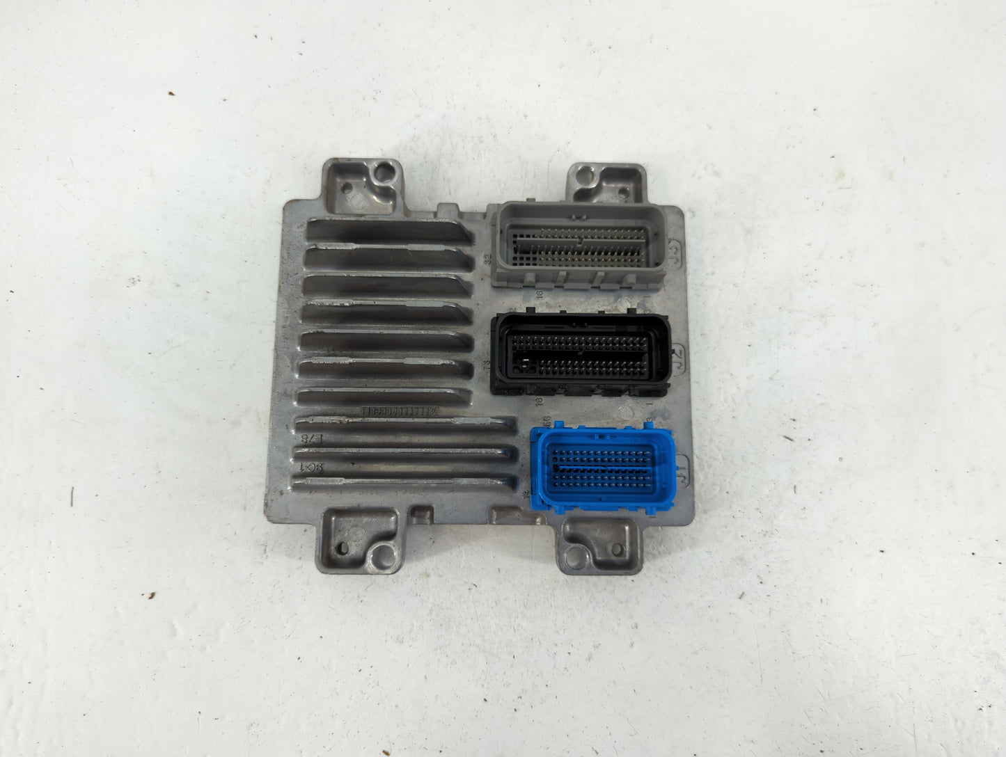 2012-2016 Chevrolet Sonic PCM Engine Control Computer ECU ECM PCU OEM P/N:12662593 Fits Fits 2011 2012 2013 2014 2015 2016 OEM Used Auto Parts