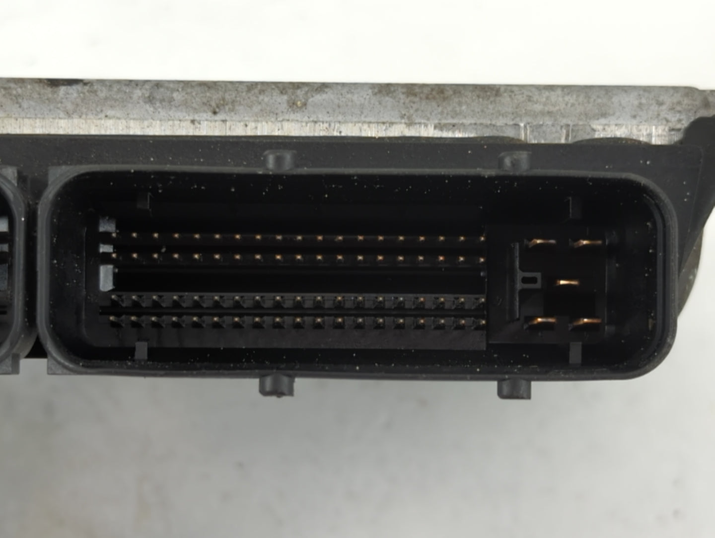 2006 Nissan Frontier PCM Engine Control Computer ECU ECM PCU OEM P/N:MEC80-350 B1 Fits OEM Used Auto Parts - Oemusedautoparts1.com
