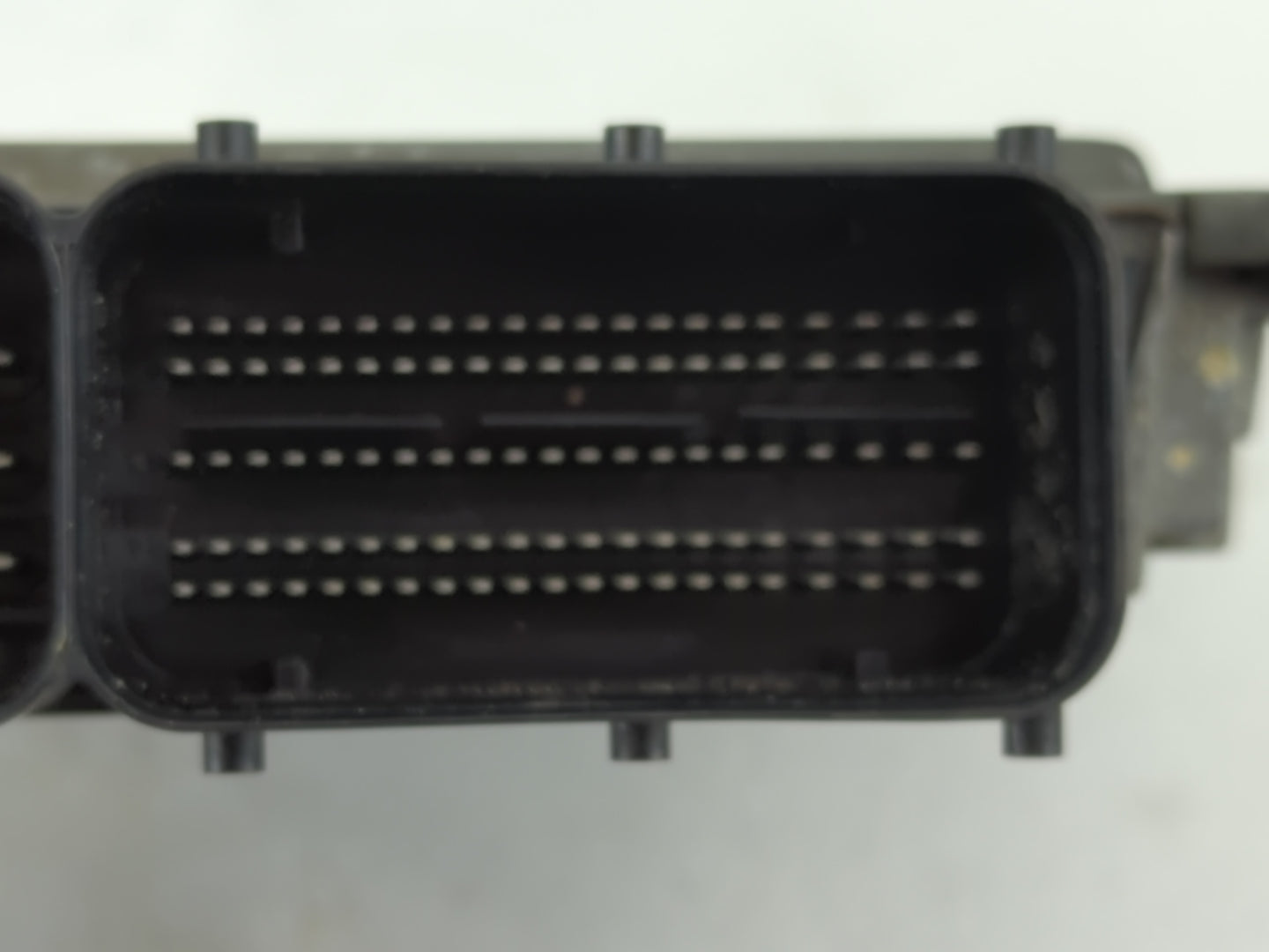 2014 Volkswagen Passat PCM Engine Control Computer ECU ECM PCU OEM P/N:06K 906 070 J Fits OEM Used Auto Parts - Oemusedautoparts1.com
