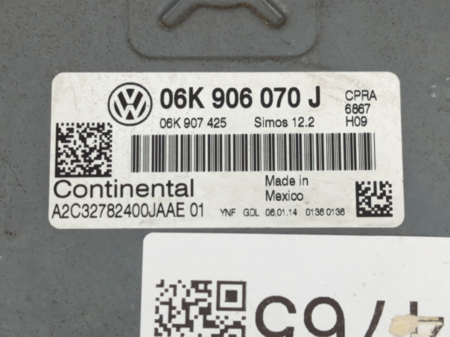 2014 Volkswagen Passat PCM Engine Control Computer ECU ECM PCU OEM P/N:06K 906 070 J Fits OEM Used Auto Parts - Oemusedautoparts1.com
