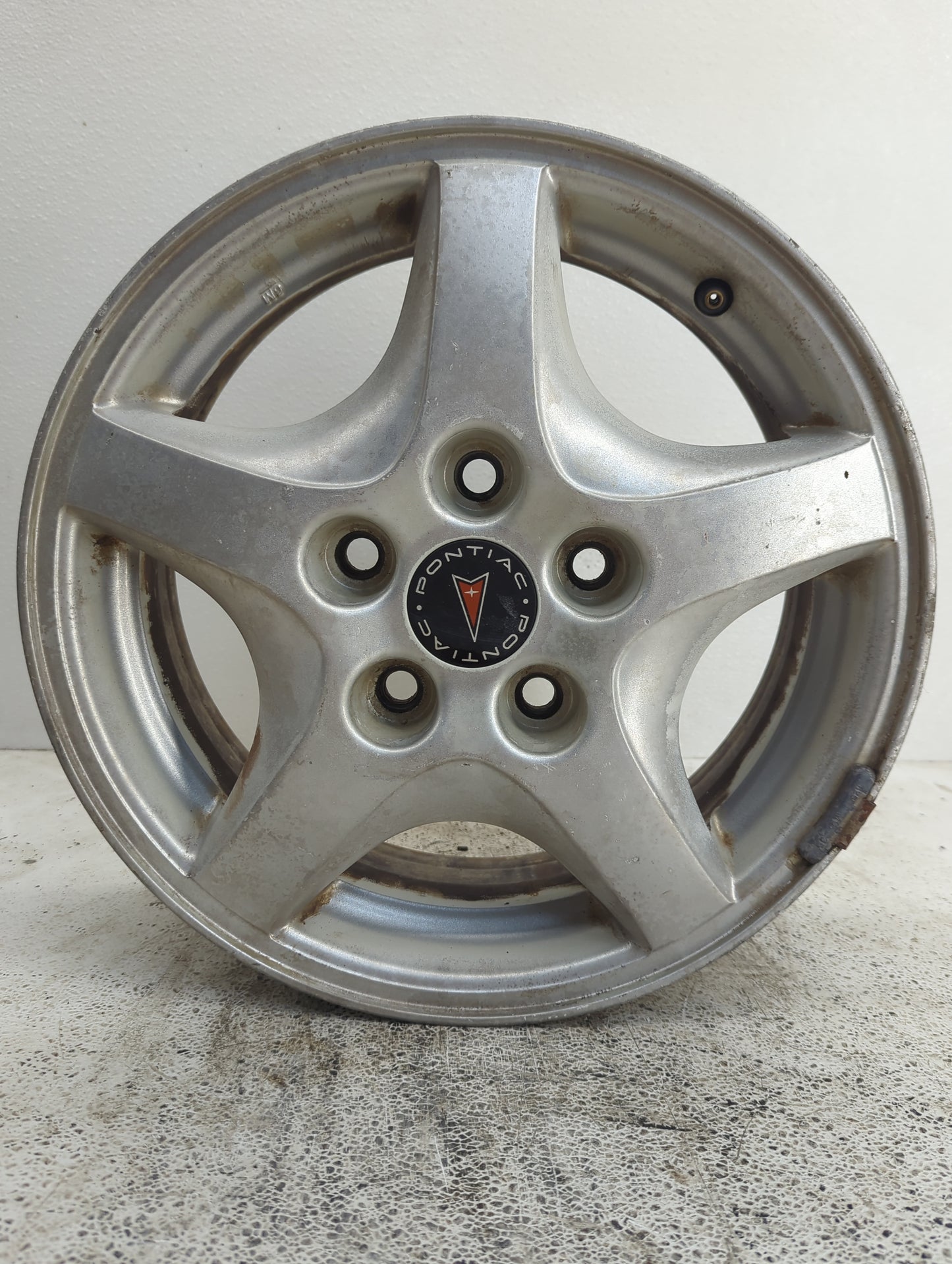 1998-1999 Pontiac Trans Sport Oem Wheel Rim