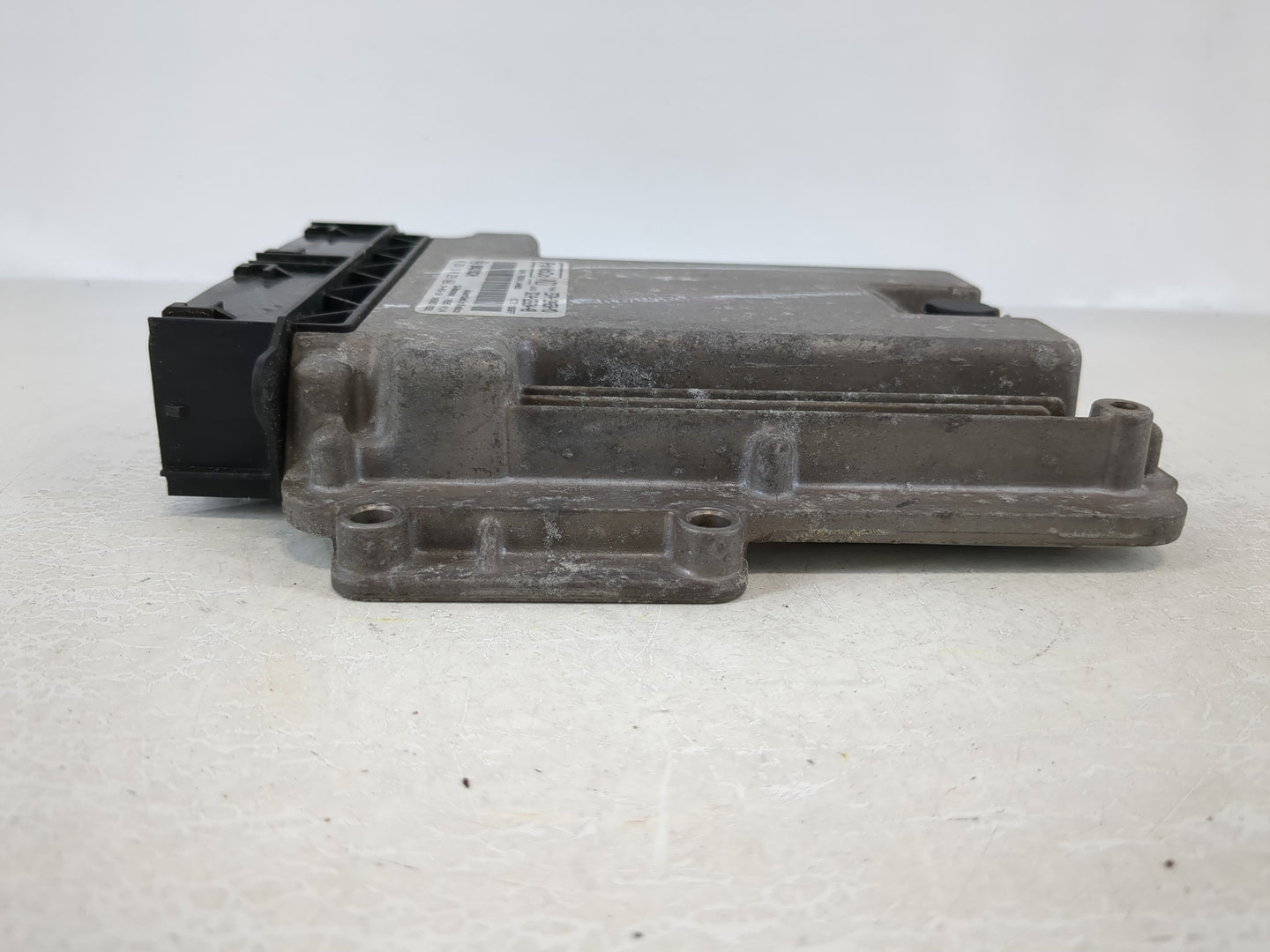 2014 Ford Fusion PCM Engine Control Computer ECU ECM PCU OEM P/N:ES7A-12A650-MD 0 261 S10 294 Fits OEM Used Auto Parts - Oemusedautoparts1.com