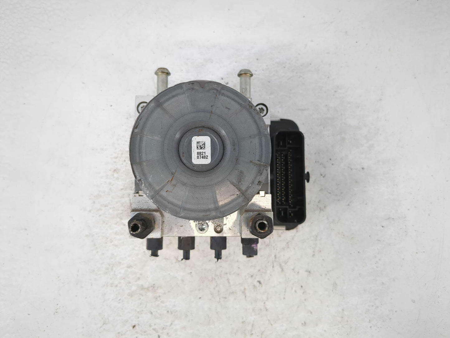 2019-2020 Hyundai Veloster ABS Pump Control Module Replacement P/N:58900-J3200 Fits Fits 2019 2020 OEM Used Auto Parts - Oemusedautoparts1.com