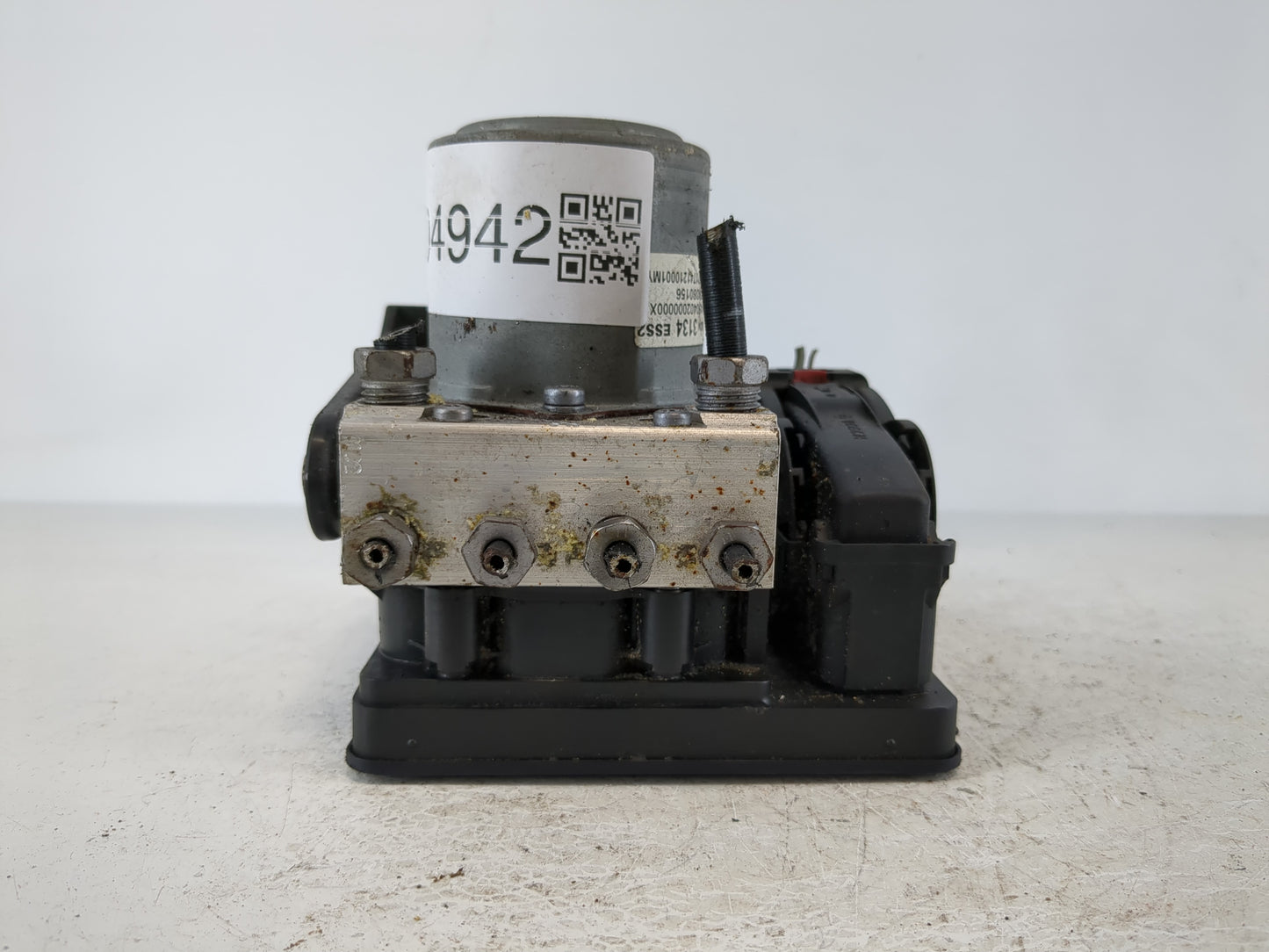 2018 Gmc Acadia ABS Pump Control Module Replacement P/N:ESS2 84343134 Fits Fits 2019 2020 OEM Used Auto Parts - Oemusedautoparts1.com