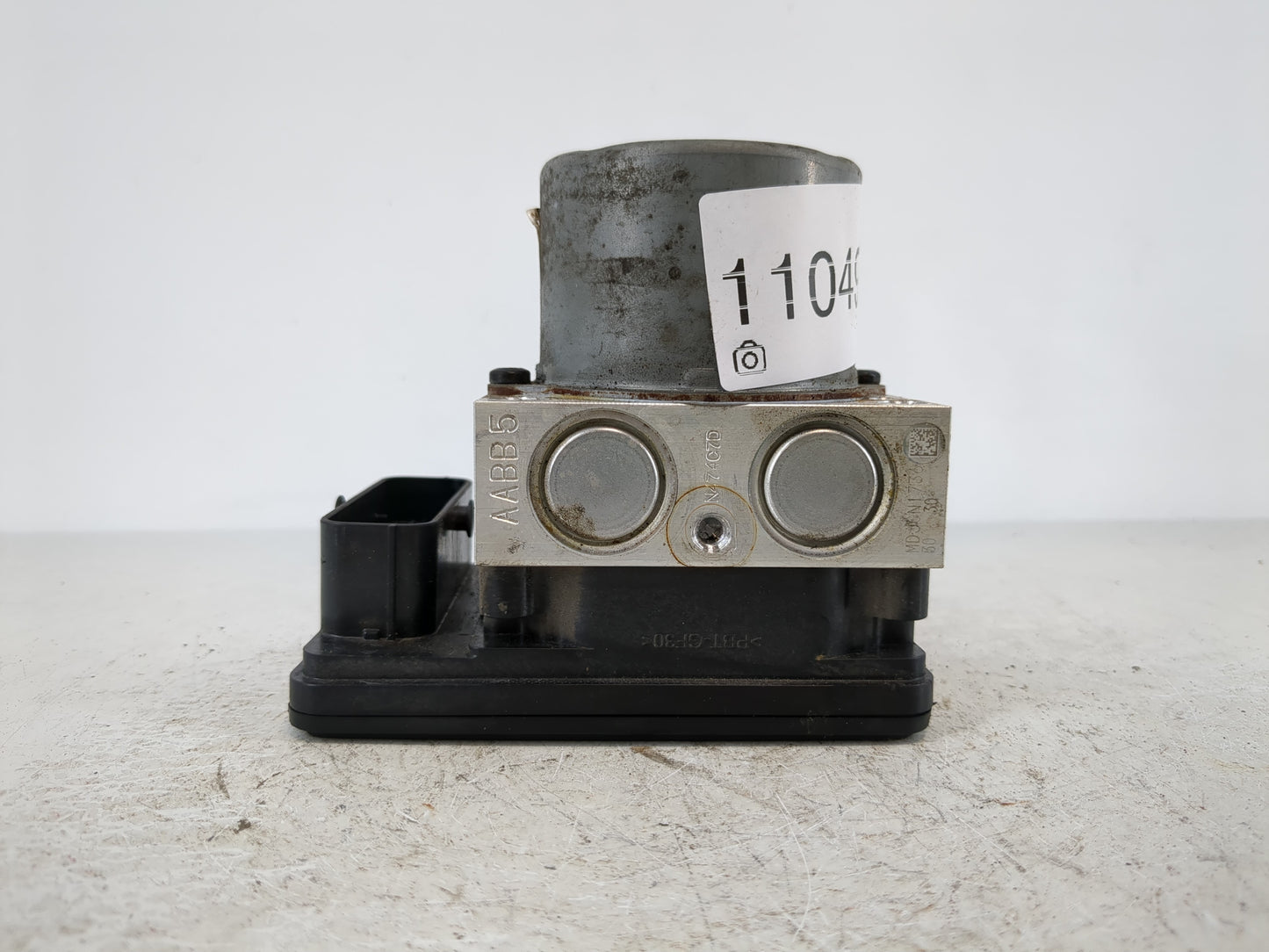 2017-2018 Kia Cadenza ABS Pump Control Module Replacement P/N:58920-F6110 Fits Fits 2017 2018 OEM Used Auto Parts - Oemusedautoparts1.com