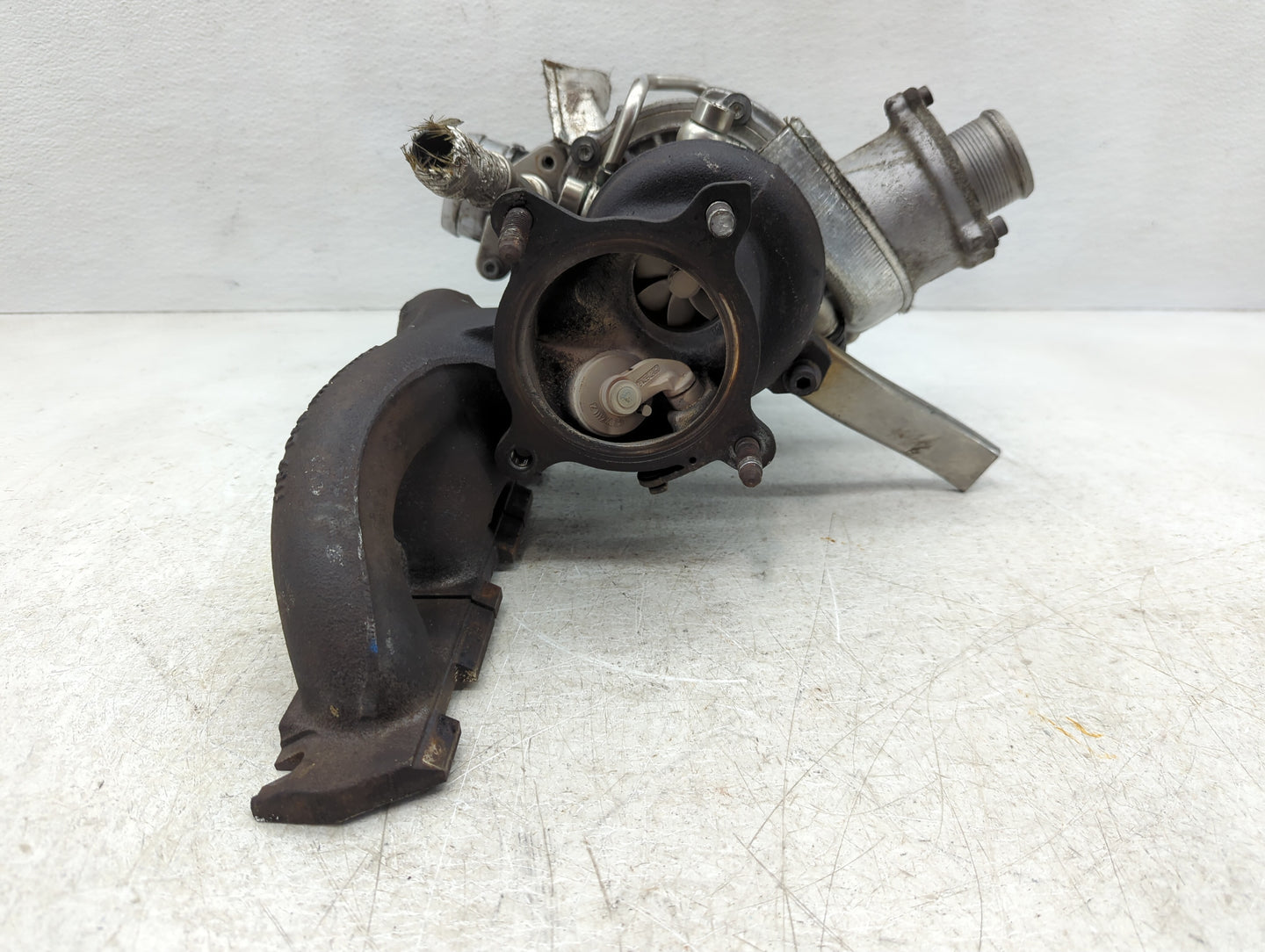 2013-2016 Audi A4 Turbocharger Turbo Charger Super Charger Supercharger - Oemusedautoparts1.com