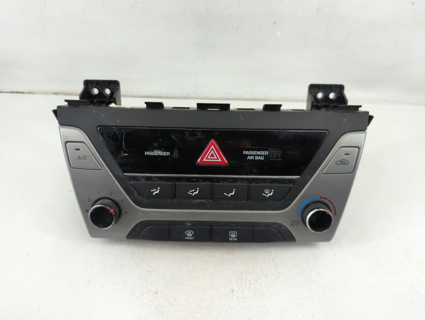 2017-2018 Hyundai Elantra Climate Control Module Temperature AC/Heater Replacement P/N:97250-F20624X Fits Fits 2017 2018 OEM Used Auto Parts - Oemusedautoparts1.com