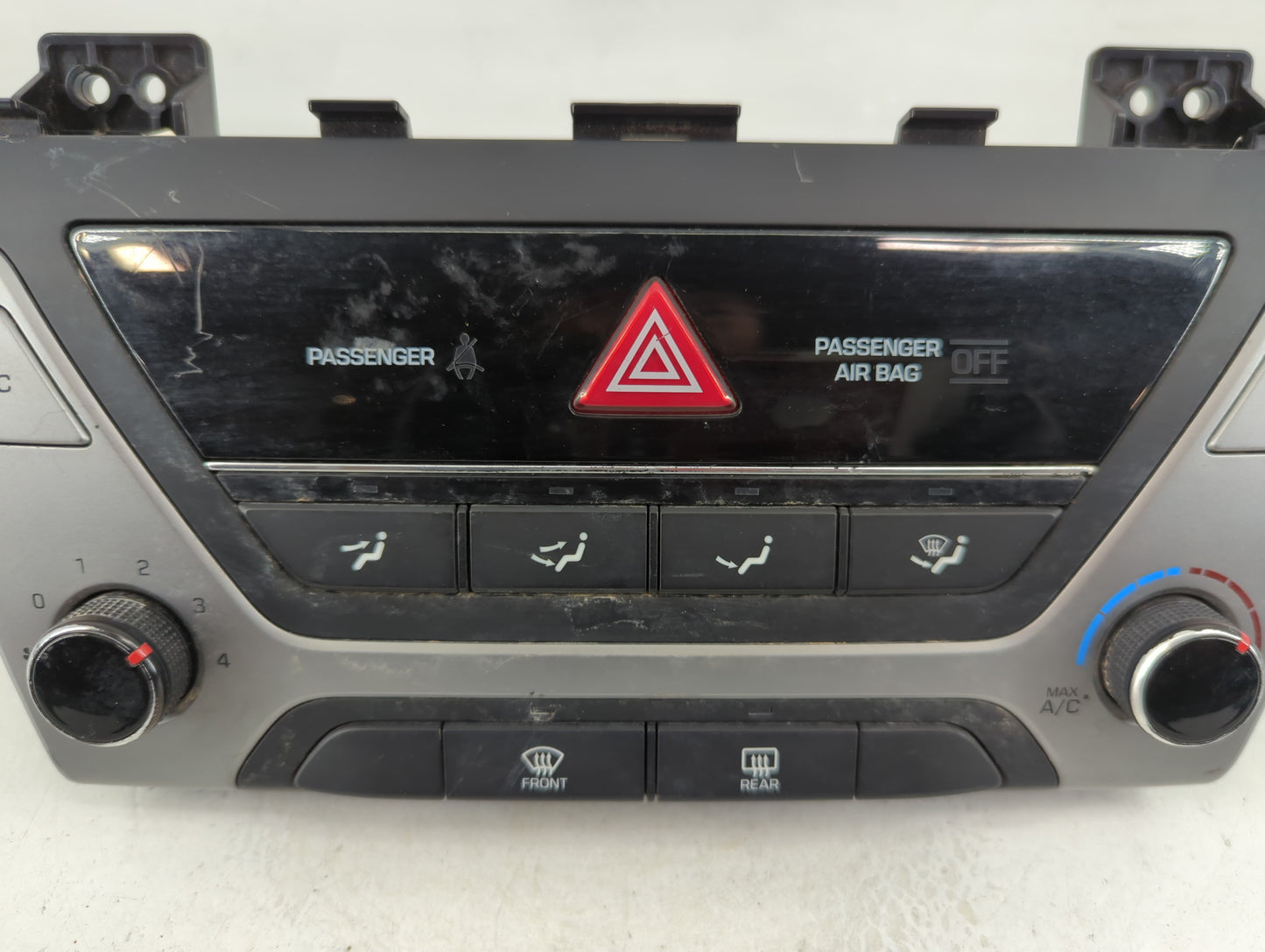 2017-2018 Hyundai Elantra Climate Control Module Temperature AC/Heater Replacement P/N:97250-F20624X Fits Fits 2017 2018 OEM Used Auto Parts - Oemusedautoparts1.com