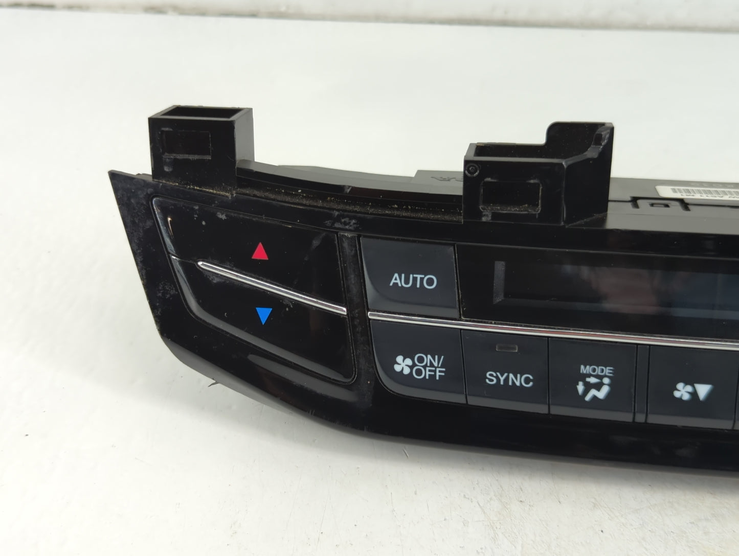 2016-2017 Honda Accord Climate Control Module Temperature AC/Heater Replacement P/N:79600 T3W A511 M1 Fits Fits 2016 2017 OEM Used Auto Parts - Oemusedautoparts1.com
