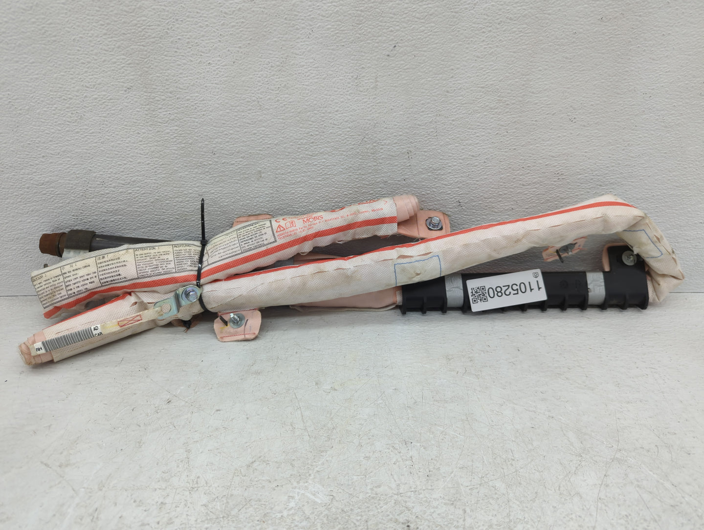 2017-2020 Hyundai Elantra Air Bag Driver Left Knee OEM P/N:85020-F3000 Fits Fits 2017 2018 2019 2020 OEM Used Auto Parts - Oemusedautoparts1.com