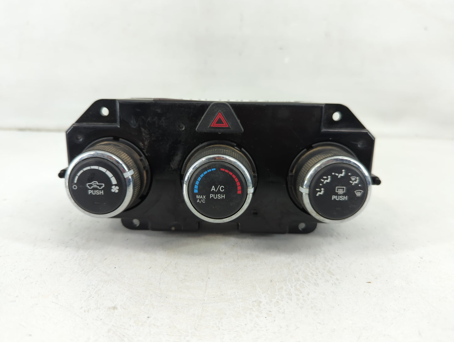 2015 Dodge Ram 1500 Climate Control Module Temperature AC/Heater Replacement P/N:P68236776AB Fits OEM Used Auto Parts