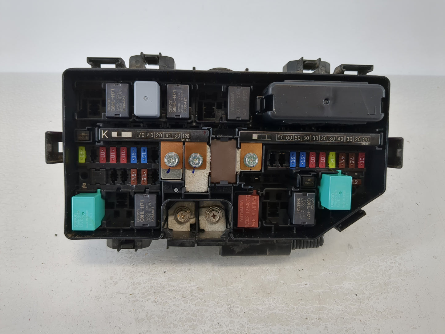2015-2016 Honda Cr-V Fusebox Fuse Box Panel Relay Module P/N:T1W A010 AO Fits Fits 2015 2016 OEM Used Auto Parts