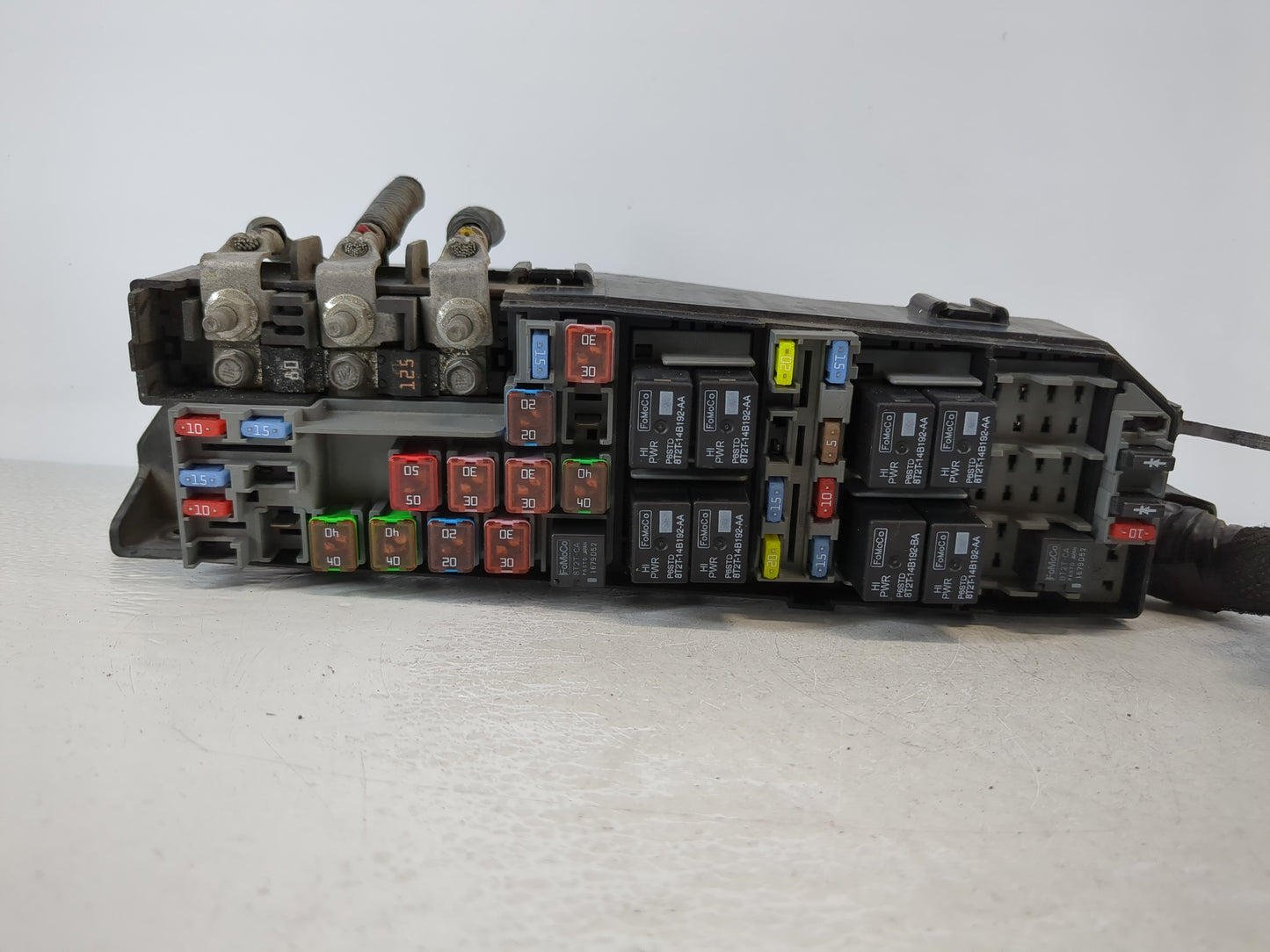 2008-2011 Mazda Tribute Fusebox Fuse Box Panel Relay Module P/N:8L8T-14A003-AE Fits Fits 2008 2009 2010 2011 OEM Used Auto Parts