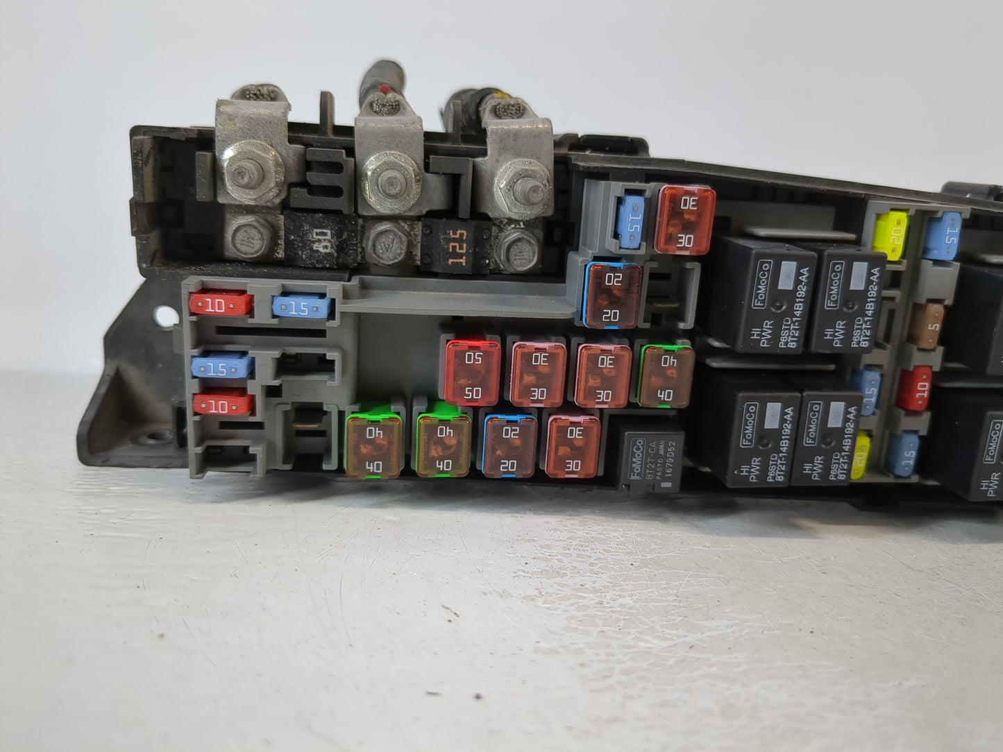 2008-2011 Mazda Tribute Fusebox Fuse Box Panel Relay Module P/N:8L8T-14A003-AE Fits Fits 2008 2009 2010 2011 OEM Used Auto Parts