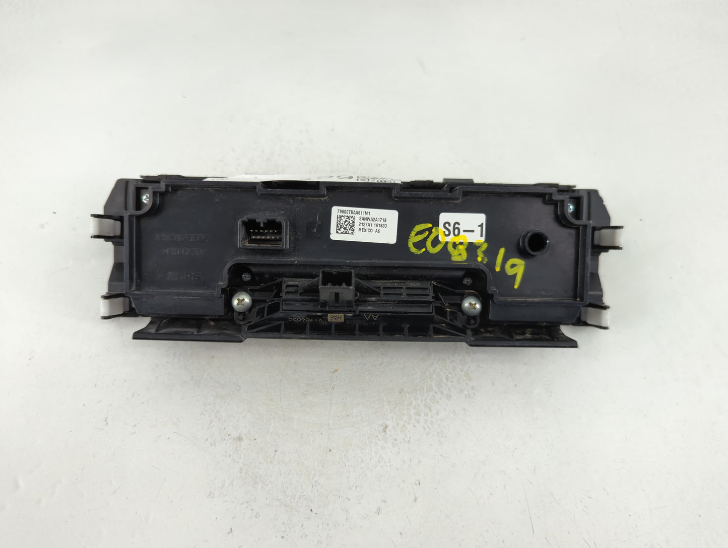2016-2018 Honda Civic Climate Control Module Temperature AC/Heater Replacement P/N:79600TBAA611M1 Fits Fits 2016 2017 2018 OEM Used Auto Parts - Oemusedautoparts1.com