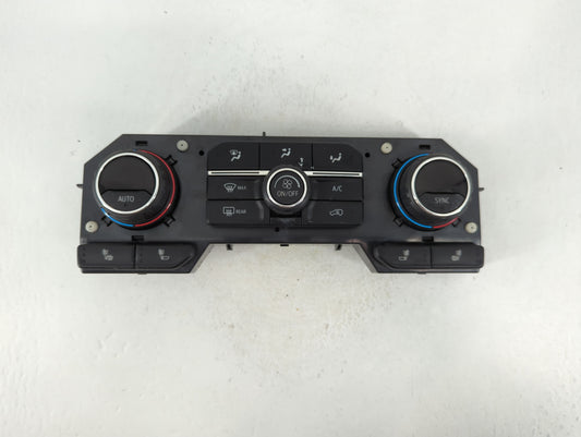 2020-2022 Chevrolet Silverado 1500 Climate Control Module Temperature AC/Heater Replacement P/N:84692241 Fits Fits 2020 2021 2022 OEM Used Auto Parts