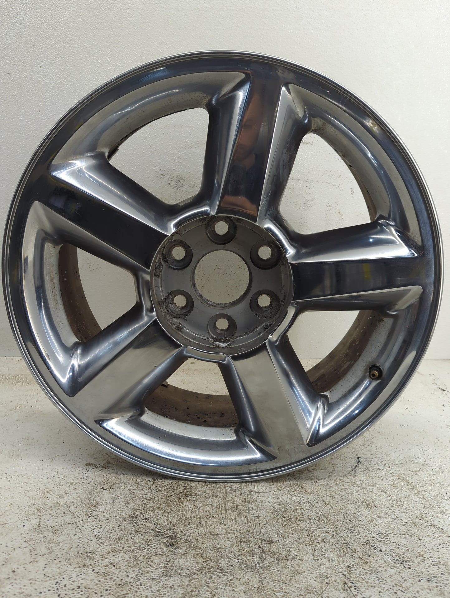 Chevrolet Suburban Oem Wheel Rim