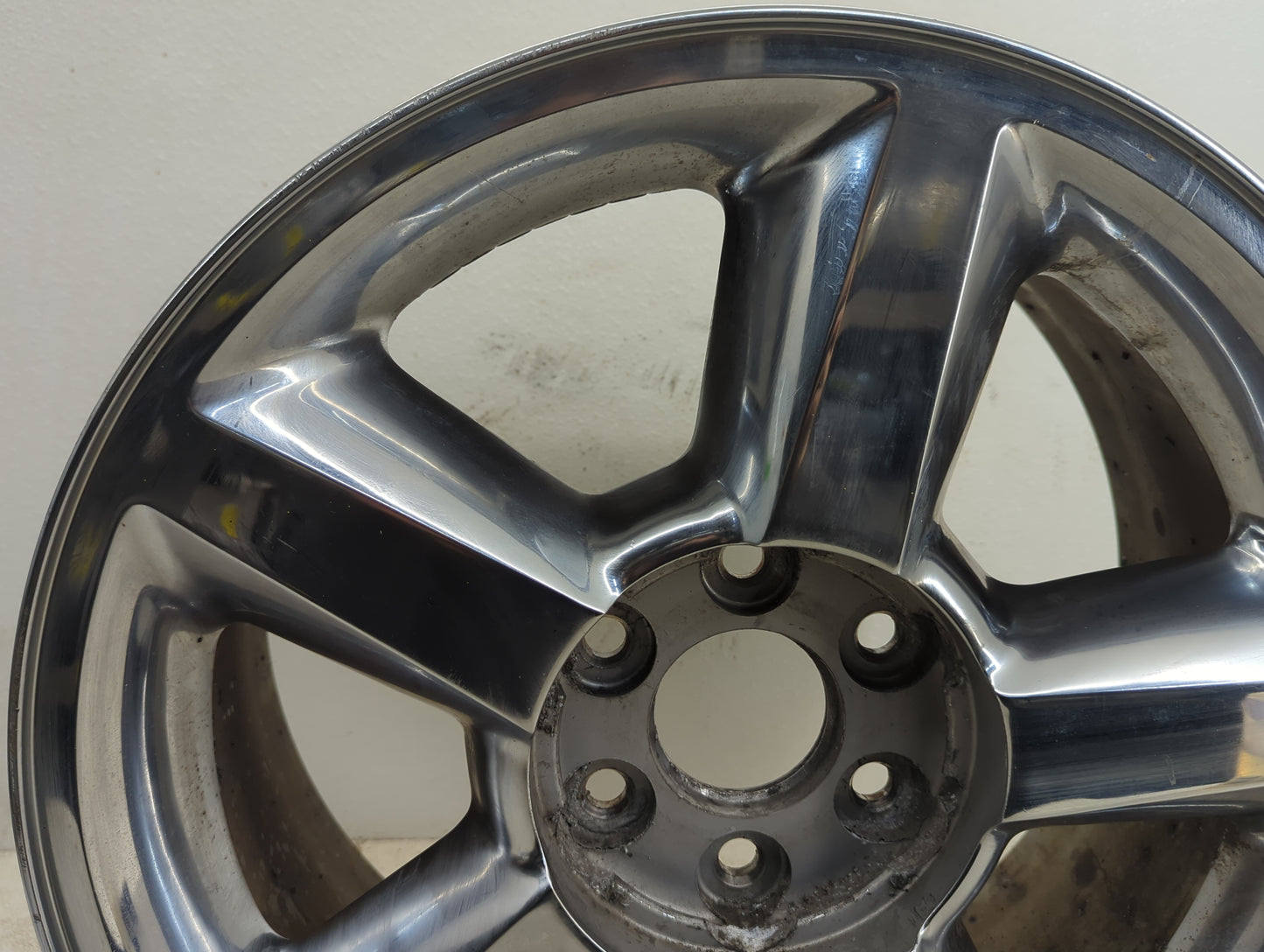 Chevrolet Suburban Oem Wheel Rim