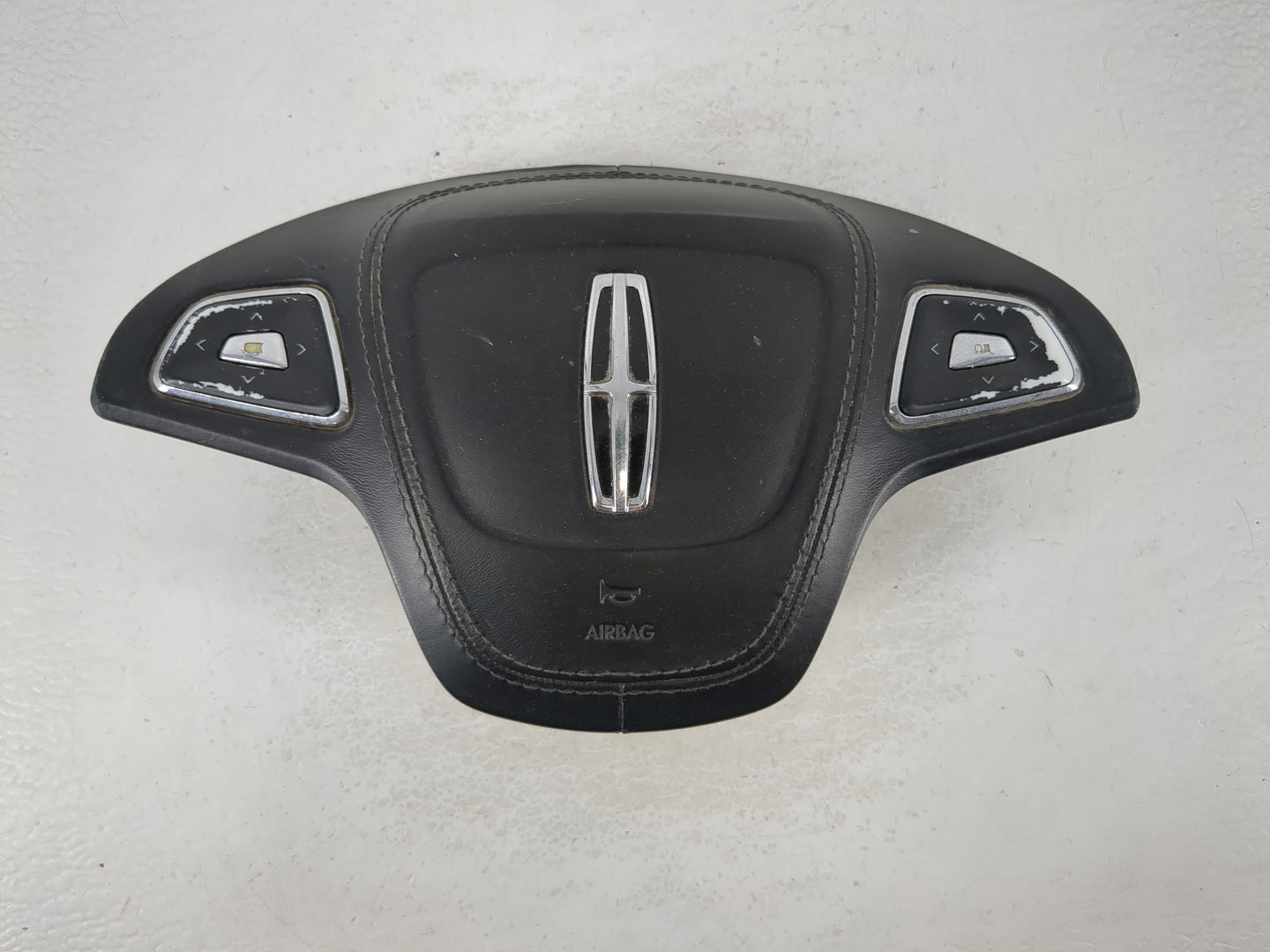 2017-2020 Lincoln Mkz Air Bag Driver Left Steering Wheel Mounted Fits Fits 2017 2018 2019 2020 OEM Used Auto Parts - Oemusedautoparts1.com