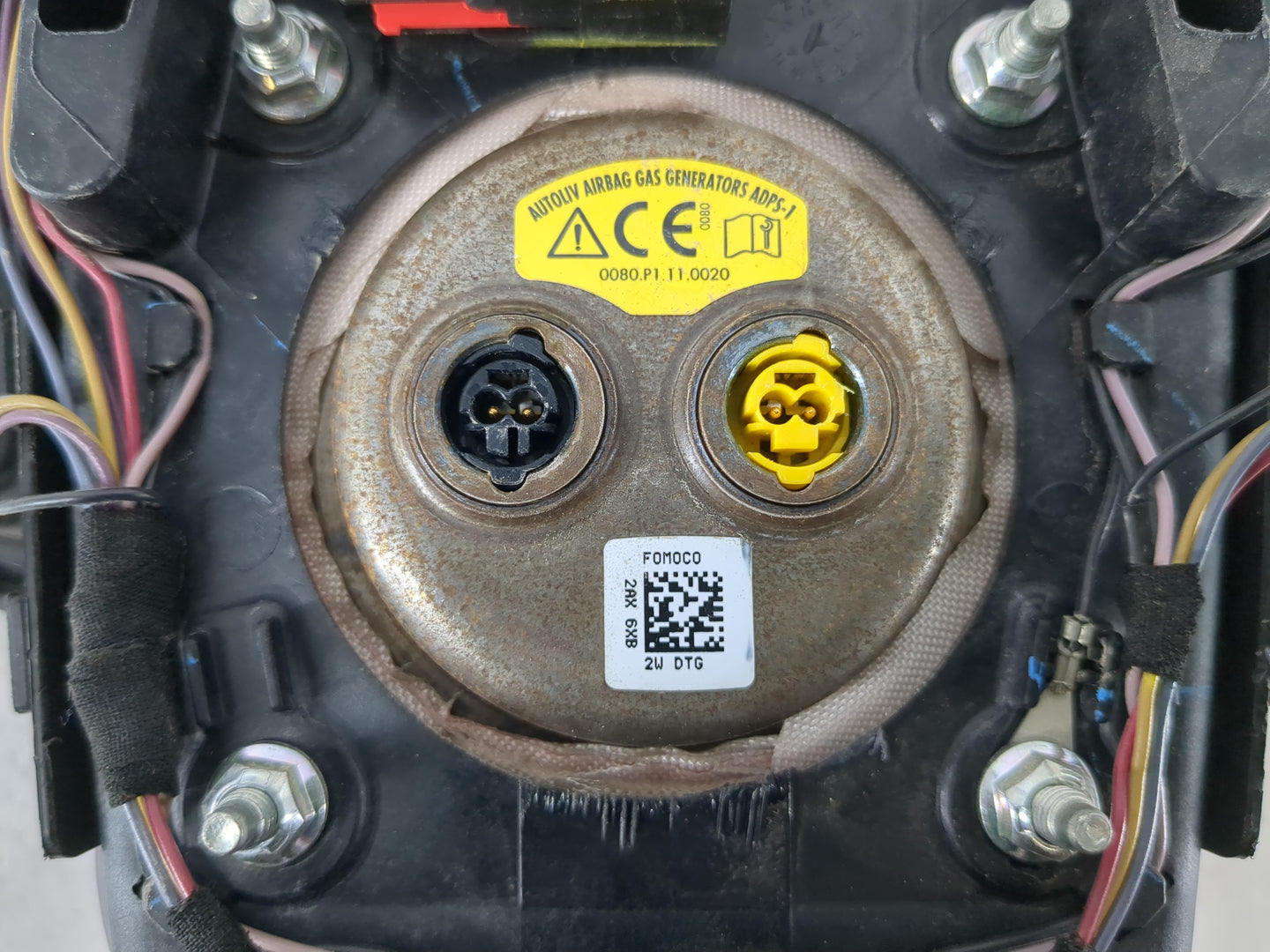 2017-2020 Lincoln Mkz Air Bag Driver Left Steering Wheel Mounted Fits Fits 2017 2018 2019 2020 OEM Used Auto Parts - Oemusedautoparts1.com