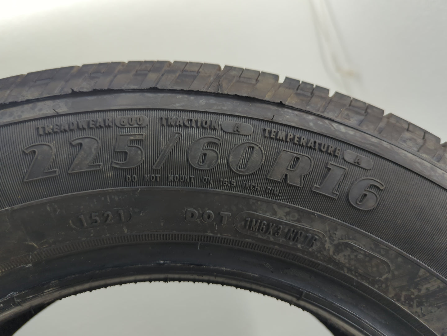 Used Tire 225/60R16 GOODYEAR RELIANT 98H - Tread Depth 12/32 - Oemusedautoparts1.com