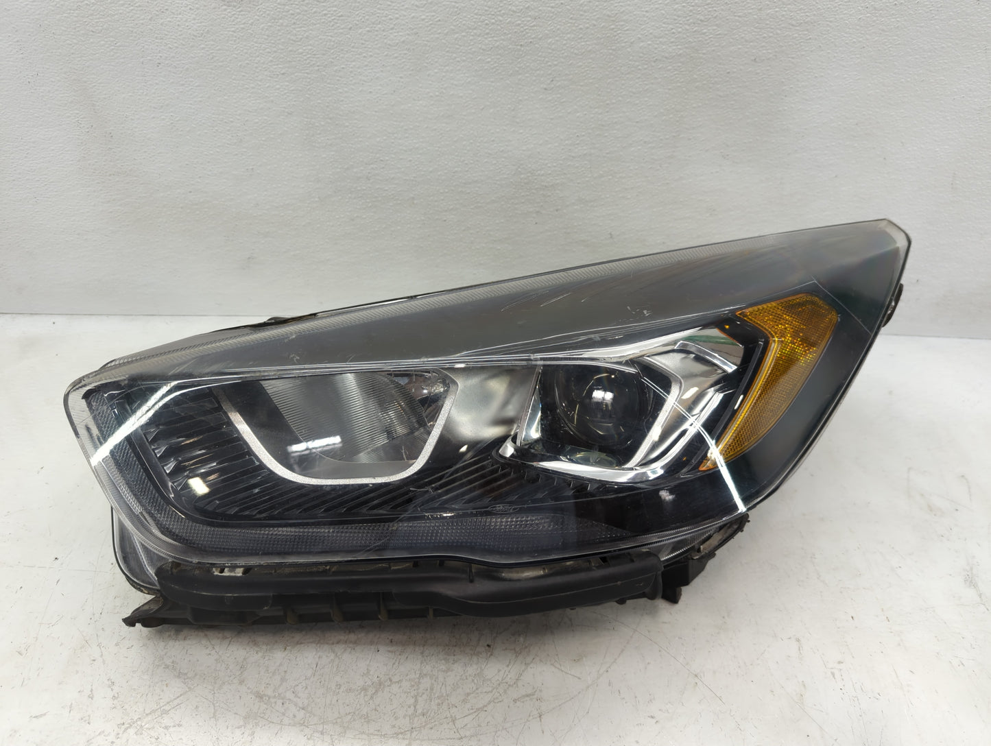 2017-2019 Ford Escape Driver Left Oem Head Light Headlight Lamp