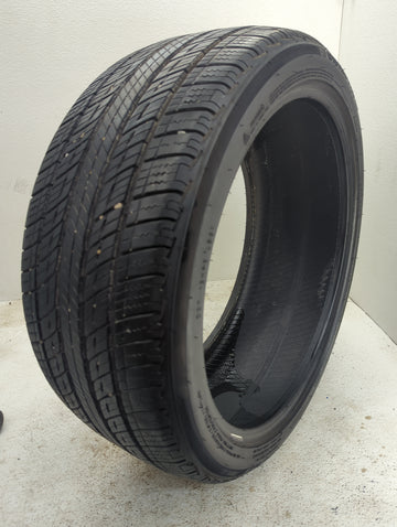 Used Tire 235/40R19 UNIROYAL TIGER PAW TOURING A/S 96V - Tread Depth 9.5/32 - Oemusedautoparts1.com