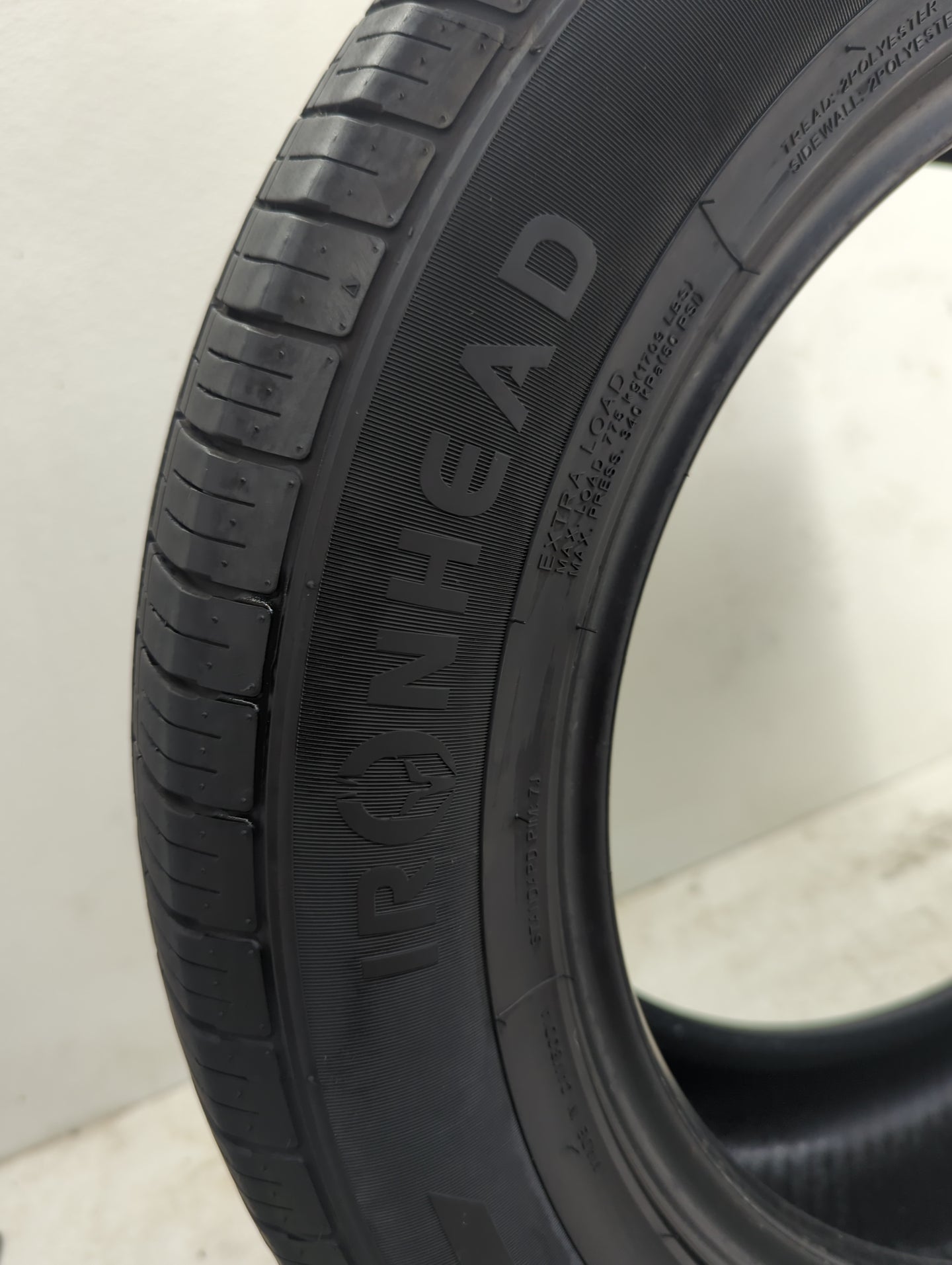 Used Tire 225/55R16 IRONHEAD REFLEX IHO1 99H - Tread Depth 9.5/32 - Oemusedautoparts1.com