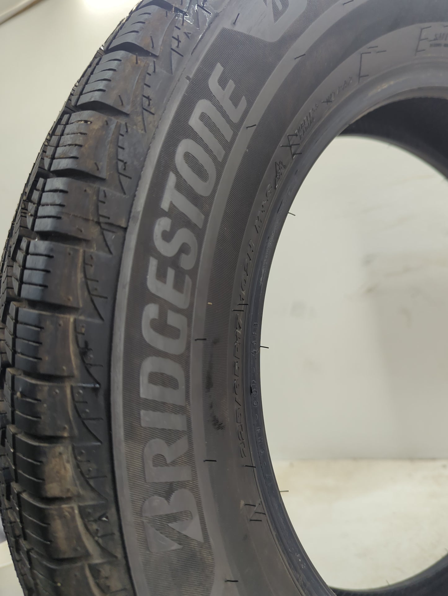 Used Tire 225/65R17 BRIDGESTONE WEATHERPEAK 102H - Tread Depth 10/32 - Oemusedautoparts1.com