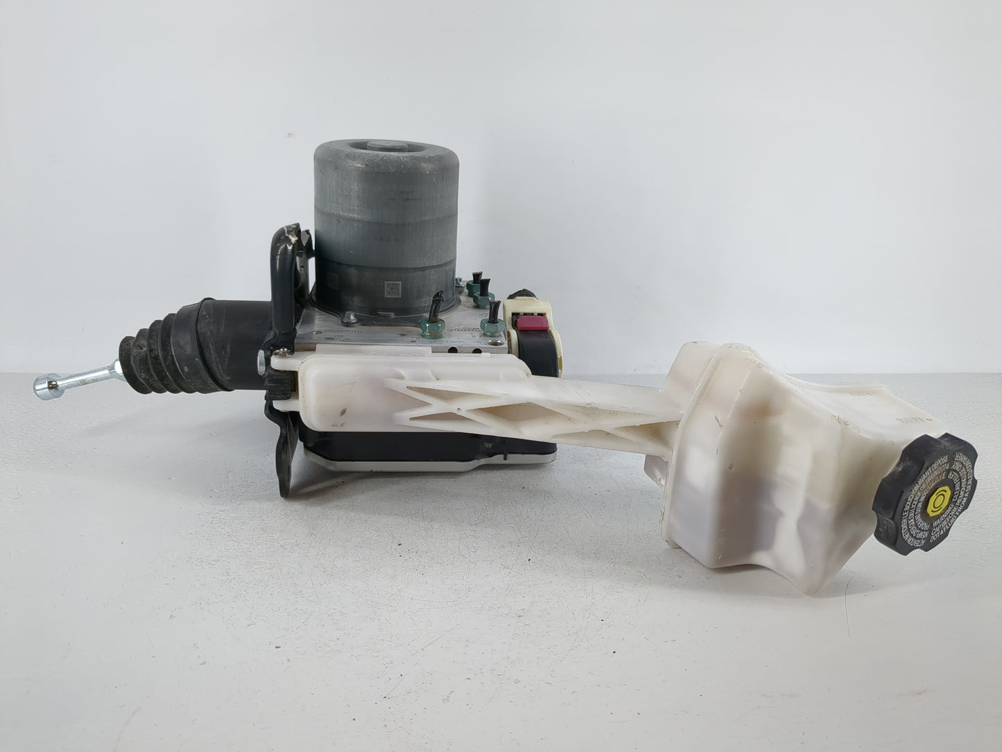 2013-2014 Lincoln Navigator ABS Pump Control Module Replacement P/N:42851490 Fits Fits 2013 2014 OEM Used Auto Parts