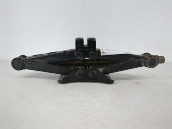 compare product 2018 Chevrolet Malibu Spare Scissor Car Jack