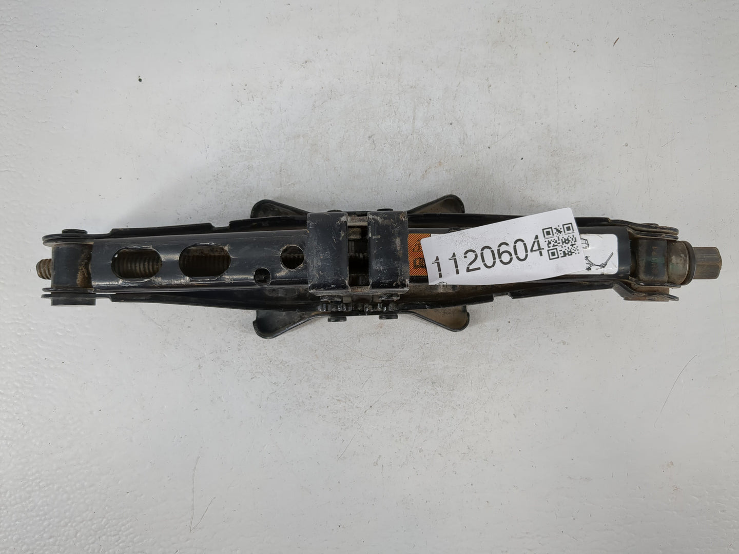 2018 Chevrolet Malibu Spare Scissor Car Jack - Oemusedautoparts1.com
