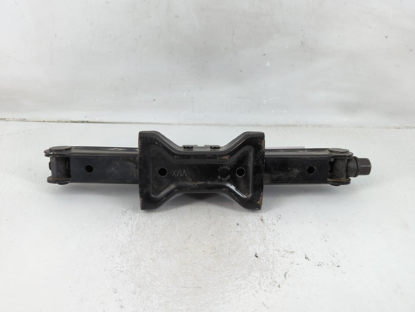 2007 Nissan Sentra Spare Scissor Car Jack - Oemusedautoparts1.com