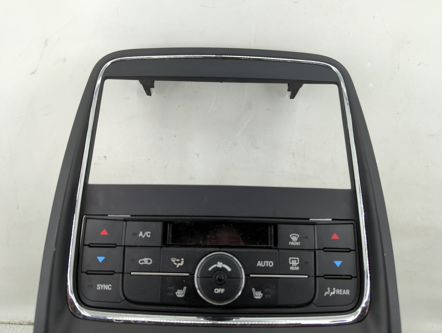 2011-2013 Dodge Durango Climate Control Module Temperature AC/Heater Replacement P/N:55111865AQ Fits Fits 2011 2013 OEM Used Auto Parts - Oemusedautoparts1.com