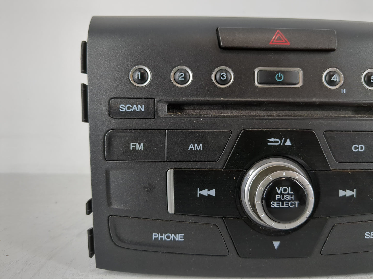 2012-2014 Honda Cr-V Radio AM FM Cd Player Receiver Replacement P/N:39100-T0A-A120-M1 Fits Fits 2012 2013 2014 OEM Used Auto Parts - Oemusedautoparts1.com
