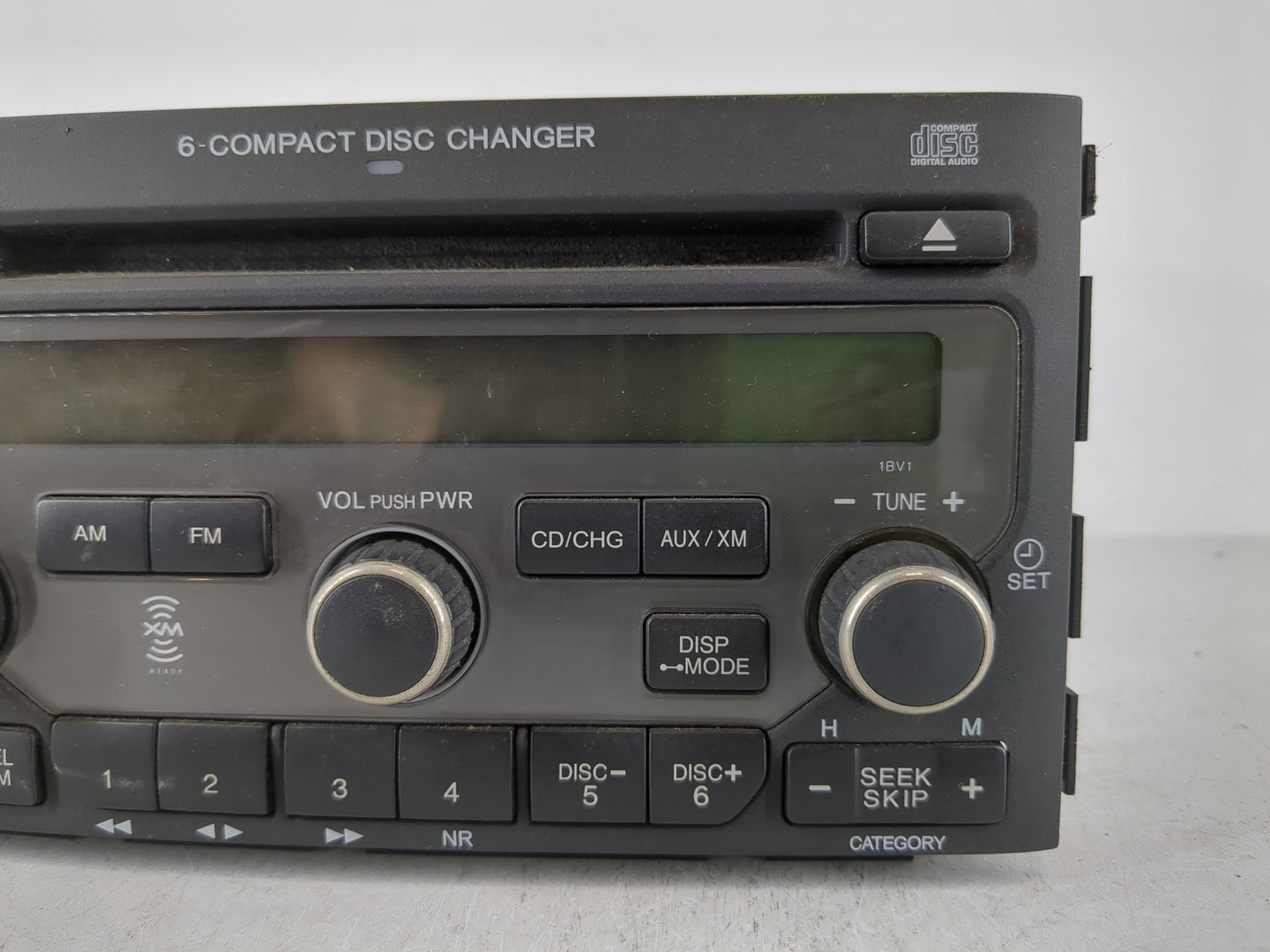 2006-2008 Honda Pilot Radio AM FM Cd Player Receiver Replacement P/N:39100-S9V-A500 Fits Fits 2006 2007 2008 OEM Used Auto Parts - Oemusedautoparts1.com