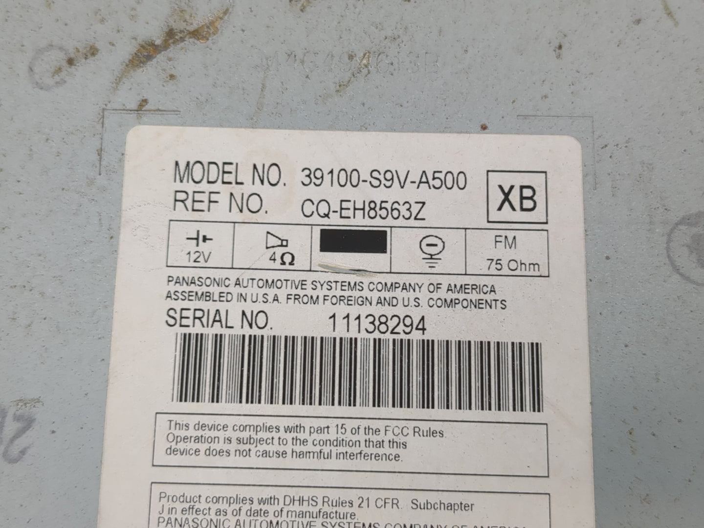 2006-2008 Honda Pilot Radio AM FM Cd Player Receiver Replacement P/N:39100-S9V-A500 Fits Fits 2006 2007 2008 OEM Used Auto Parts - Oemusedautoparts1.com