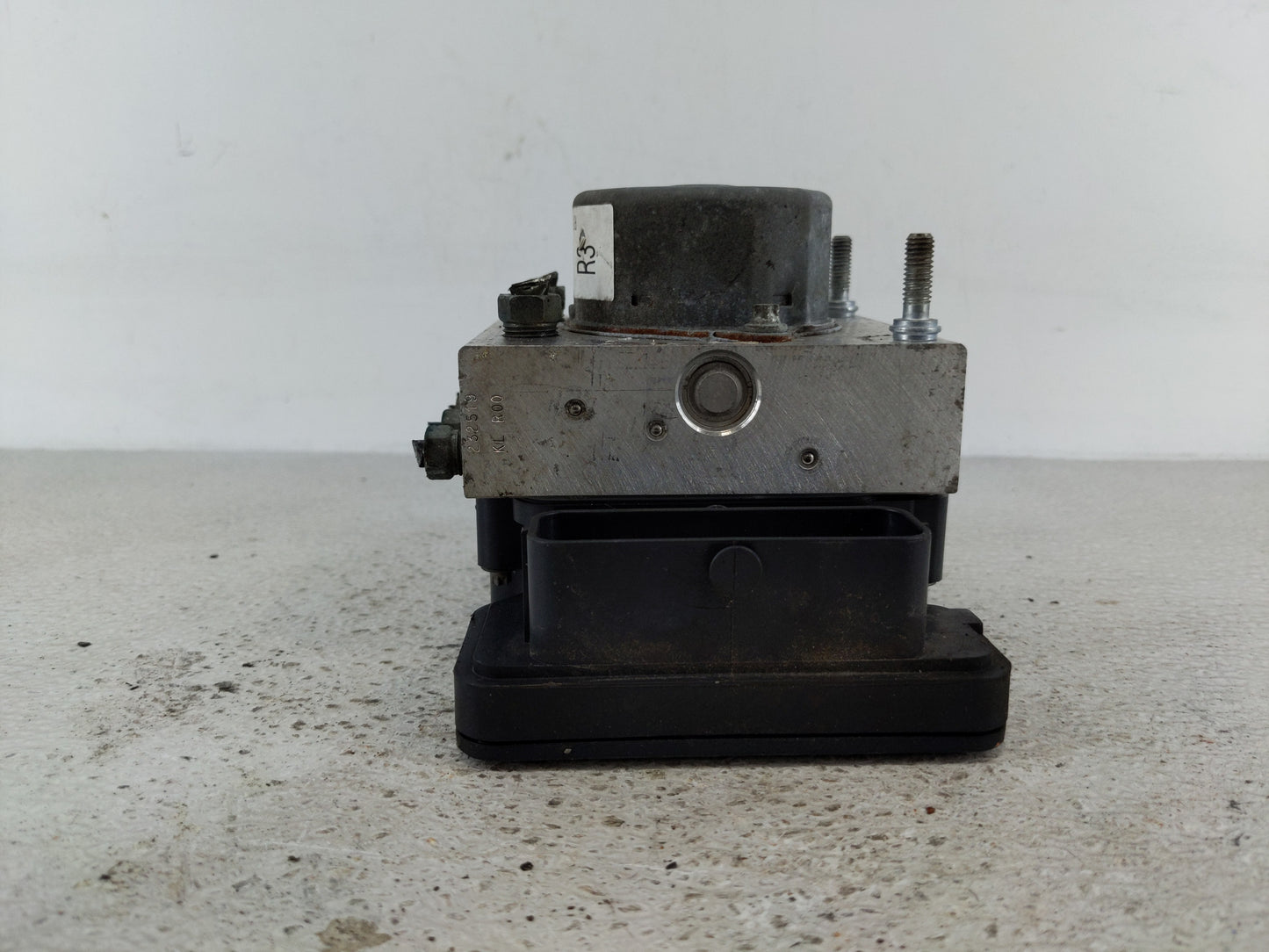 2015-2020 Honda Fit ABS Pump Control Module Replacement P/N:57110-T5R-A320-M1 Fits Fits 2015 2016 2017 2018 2019 2020 OEM Used Auto Parts