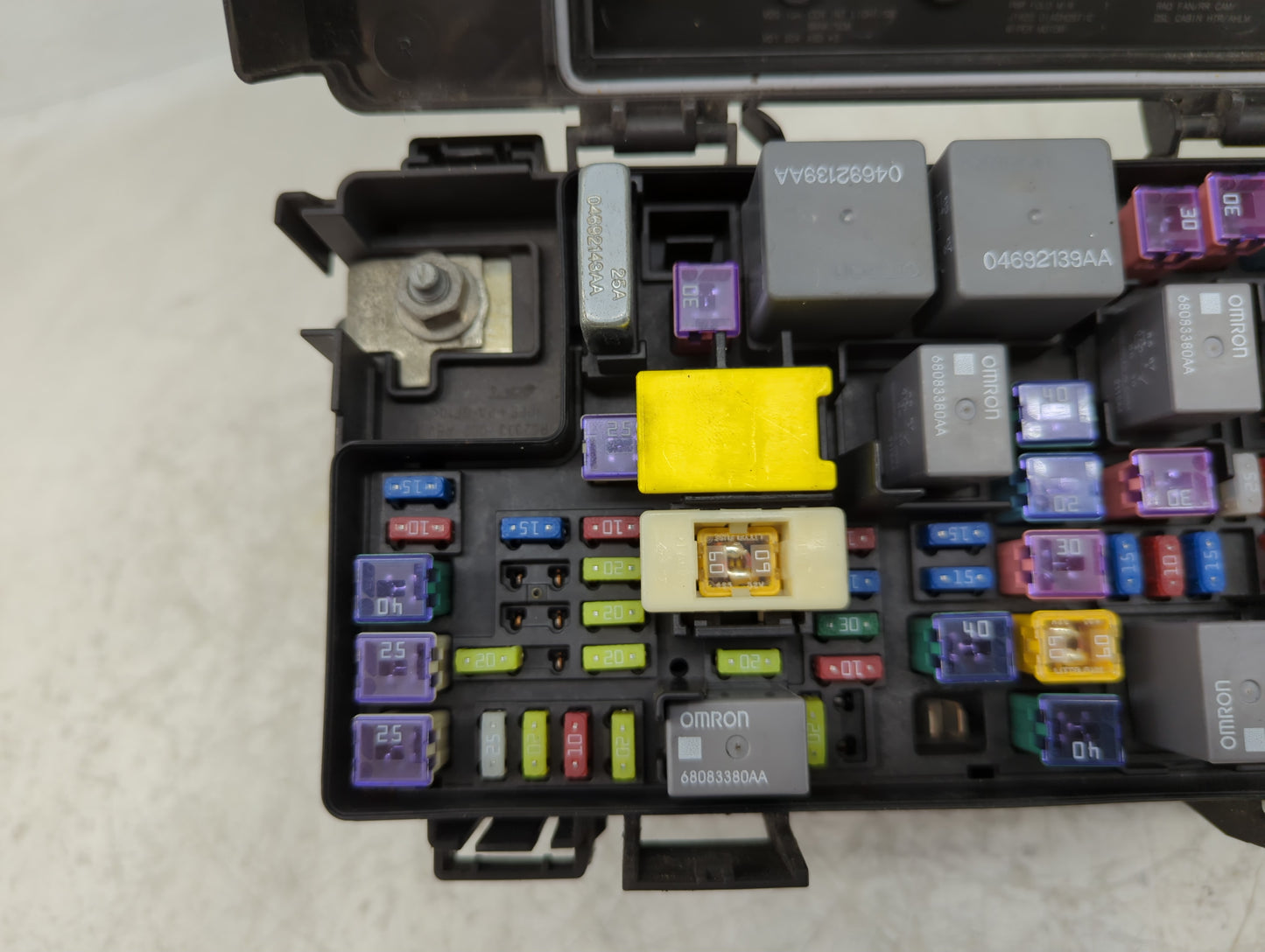 Dodge Ram 1500 Fusebox Fuse Box Relay Module Tipm 68089323af