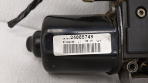 1999-2003 Oldsmobile Alero Rear Windshield Wiper Motor P/N:24006748 Fits Fits 1998 1999 2000 2001 2002 2003 OEM Used Auto Parts - Oemusedautoparts1.com 