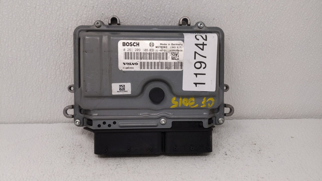 2012 Volvo S60 PCM Engine Control Computer ECU ECM PCU OEM P/N:0 261 209 108 Fits OEM Used Auto Parts - Oemusedautoparts1.com 