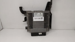 2011-2014 Hyundai Sonata PCM Engine Control Computer ECU ECM PCU OEM P/N:39101-2G661 39111-2G661 Fits Fits 2011 2012 2013 2014 OEM Used Auto Parts - Oemusedautoparts1.com