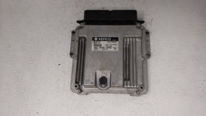 2015 Kia Forte PCM Engine Control Computer ECU ECM PCU OEM P/N:39133-2EYB6 39133-2EYC6, 39131-2EYB4 Fits OEM Used Auto Parts - Oemusedautoparts1.com 