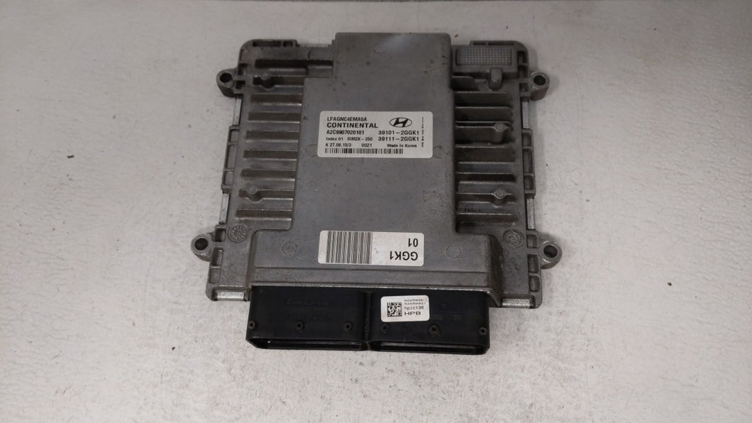 2015-2017 Hyundai Sonata PCM Engine Control Computer ECU ECM PCU OEM P/N:39101-2GGK0 39101-2GGL4 Fits Fits 2015 2016 2017 OEM Used Auto Parts - Oemusedautoparts1.com 