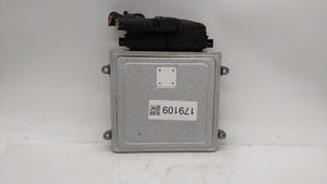 2015-2017 Hyundai Sonata PCM Engine Control Computer ECU ECM PCU OEM P/N:39101-2GGK5 39101-2GGK6 Fits Fits 2015 2016 2017 OEM Used Auto Parts - Oemusedautoparts1.com 